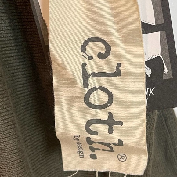 Cloth By Design Oversized Knit Sweater In Drab Solid Green Women's Size S NWT - Picture 10 of 11